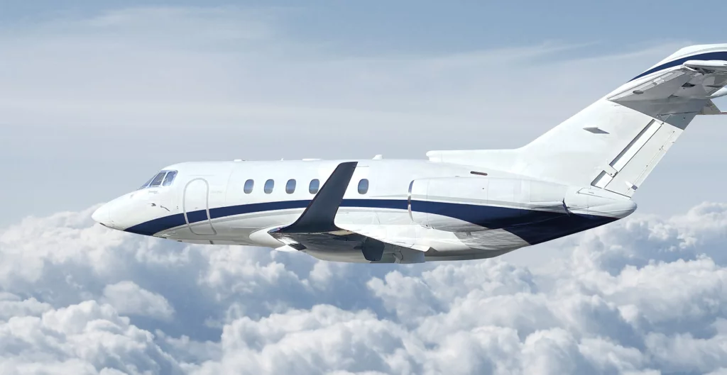 Reviewing the Hawker 900XP specs