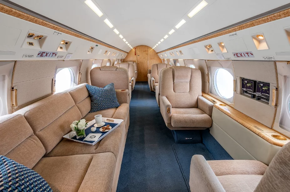 A luxurious Private Jet Interior of the Gulfstream GIV-SP